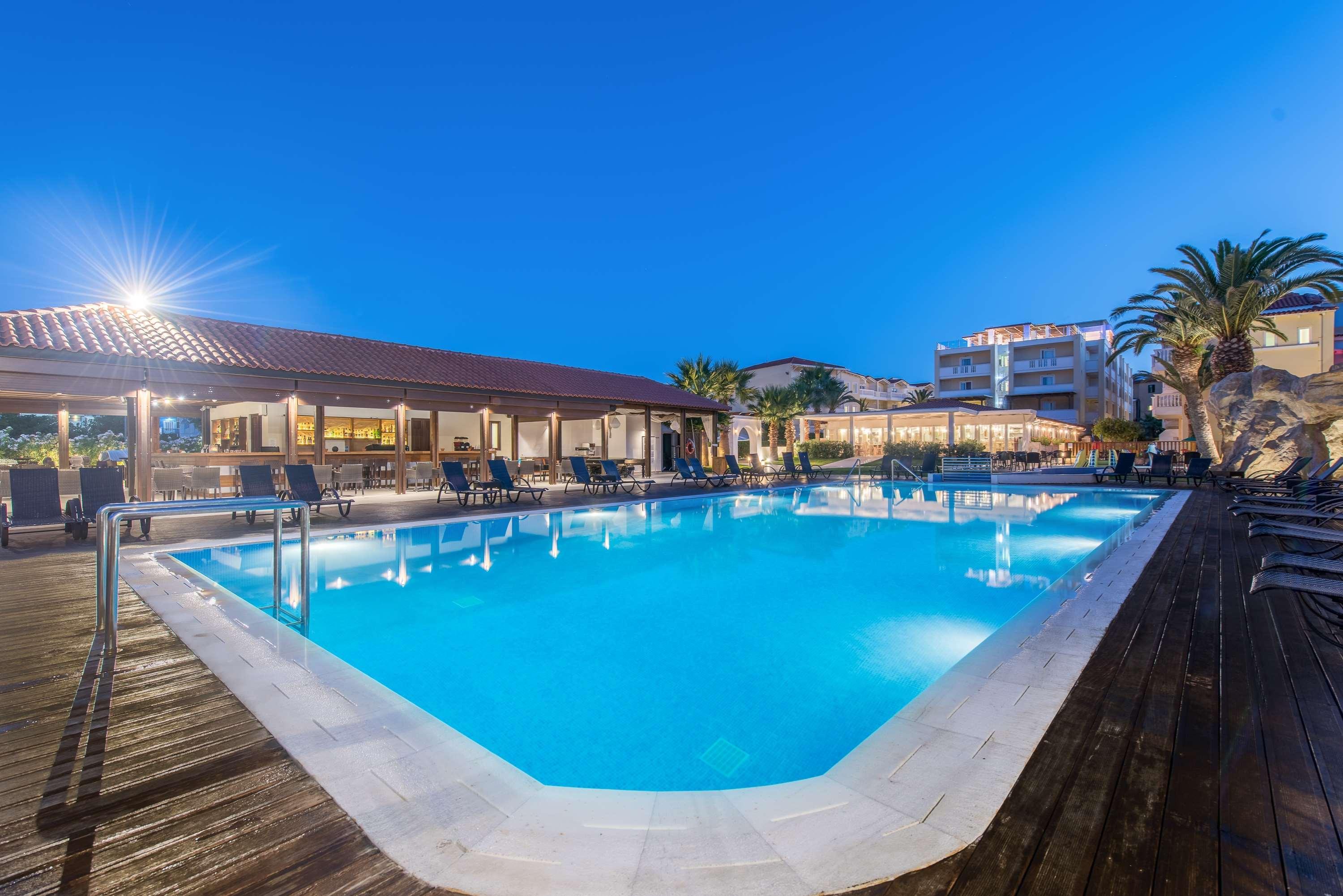Galaxy Beach Resort BW Premier Collection Лаганас Екстер'єр фото